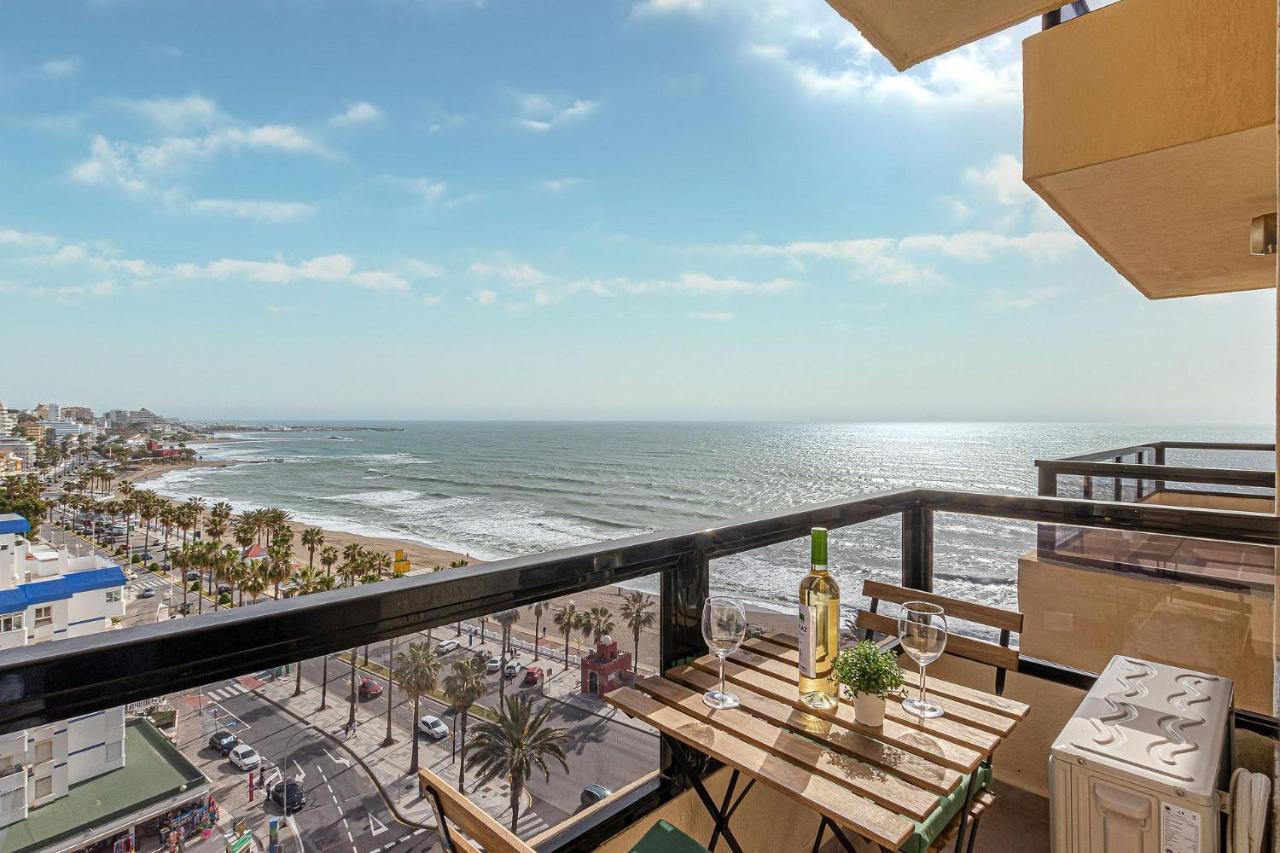 Beachfront With Spectacular Views And Swimming Pool Бенальмадена Экстерьер фото